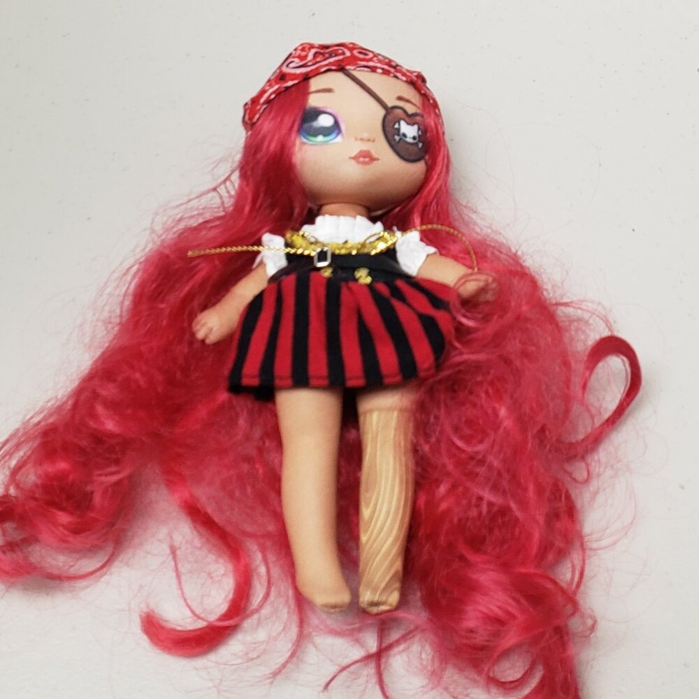 Na Na Na Doll Becky Buccaneer